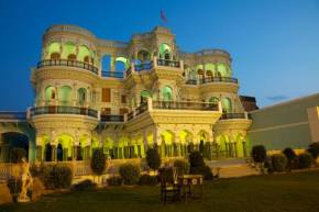 Hotels in Churu